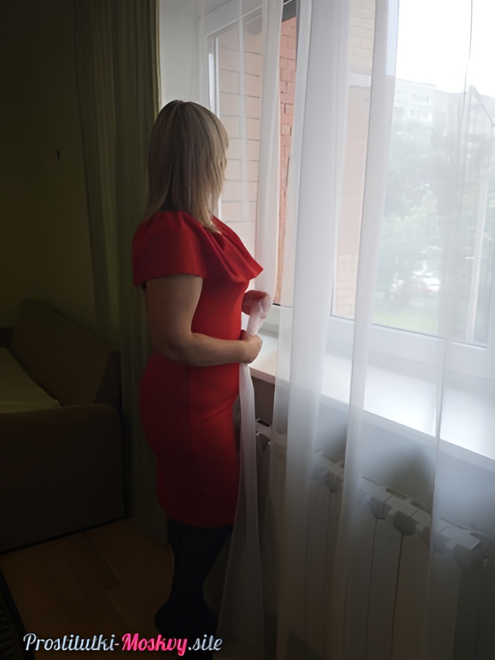 Надежда привлекательная девушка из Киренска цена от 5000 руб