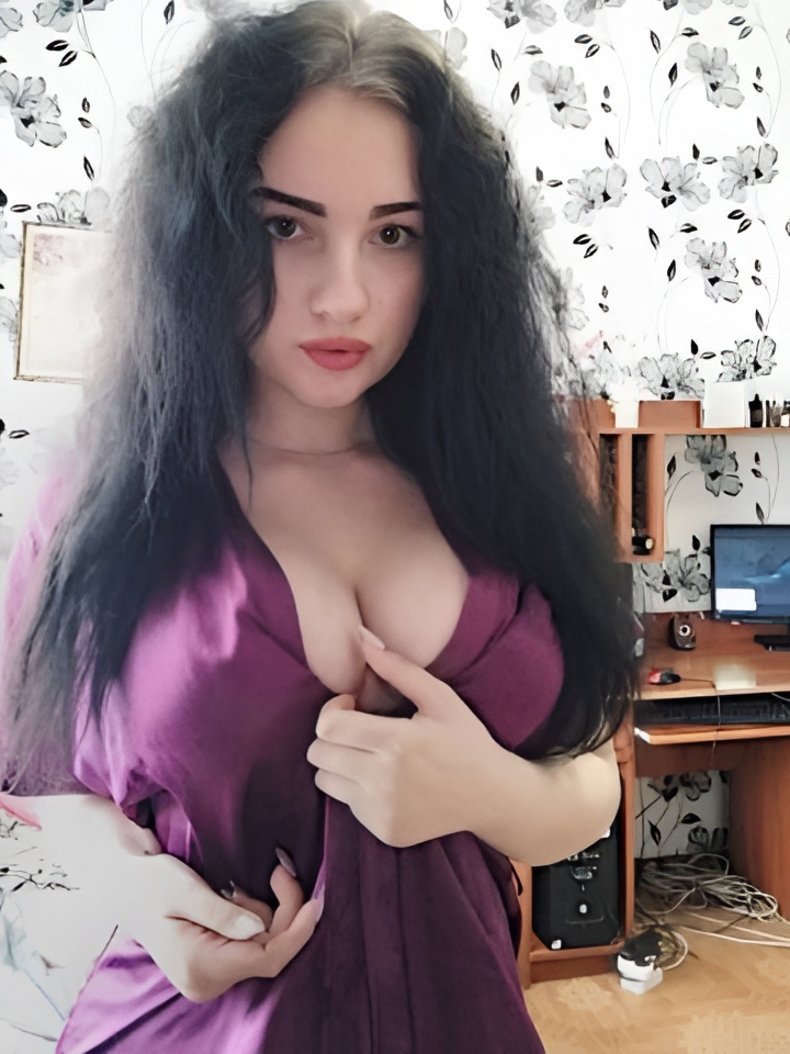 Олечка привлекательная девушка из Киренска цена от 3000 руб