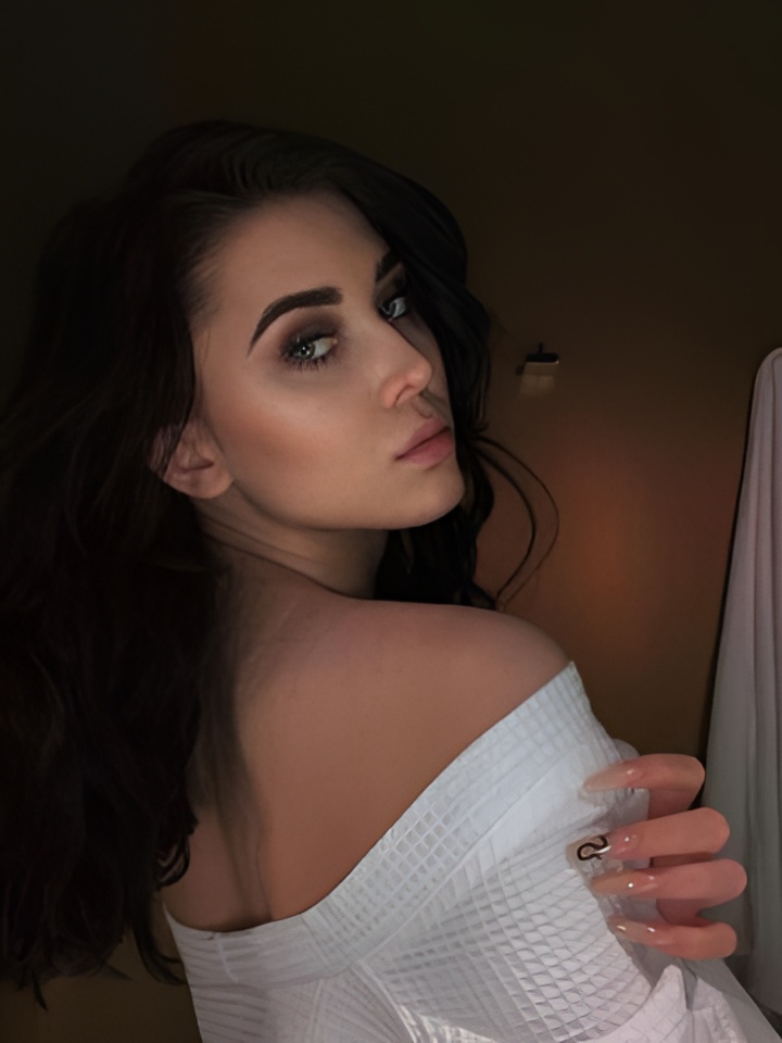 Индивидуалка Алевтина, доступна для личного знакомства от 10000 руб